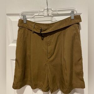 Shorts by Banana Republic (6)